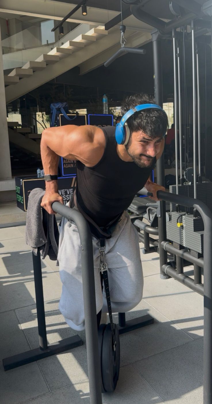Coach Bonga weighted dips